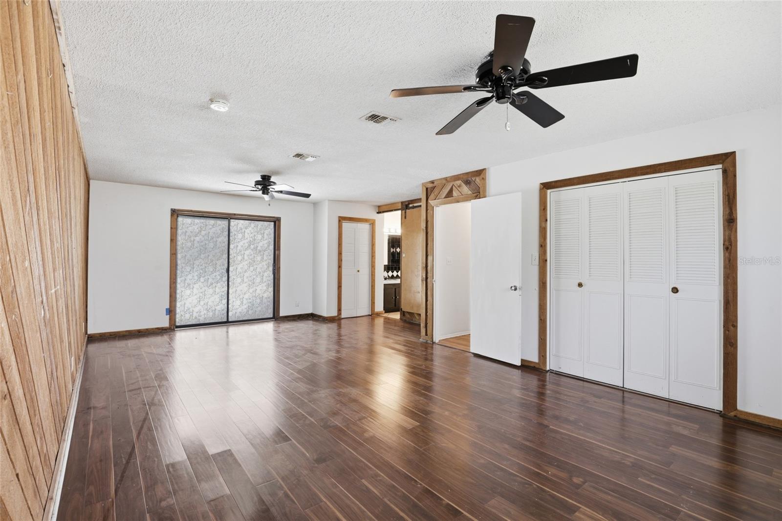 Image 7 of 39 For 4006 36th Terrace