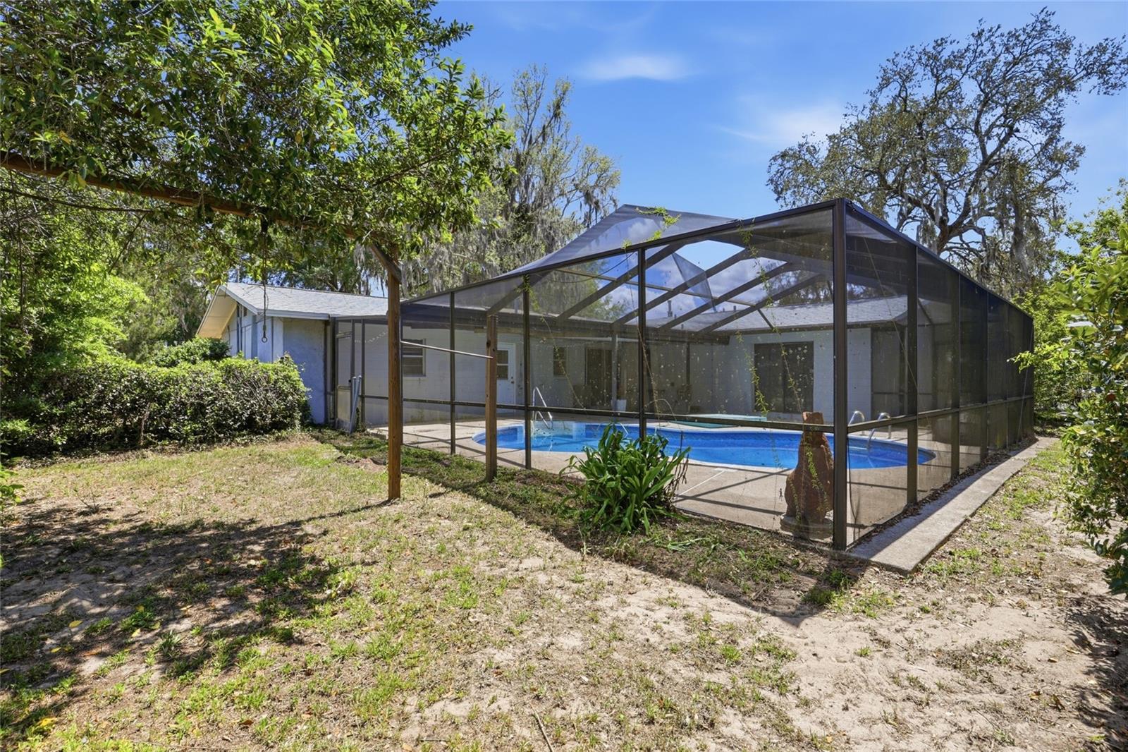 Image 9 of 39 For 4006 36th Terrace