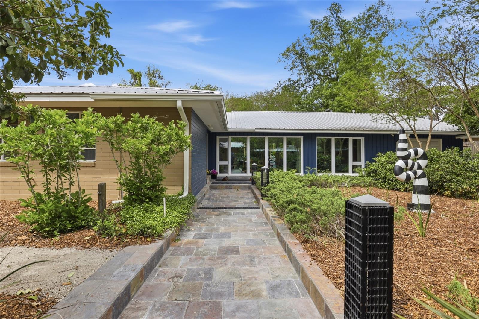 Image 2 of 63 For 1716 12th Road