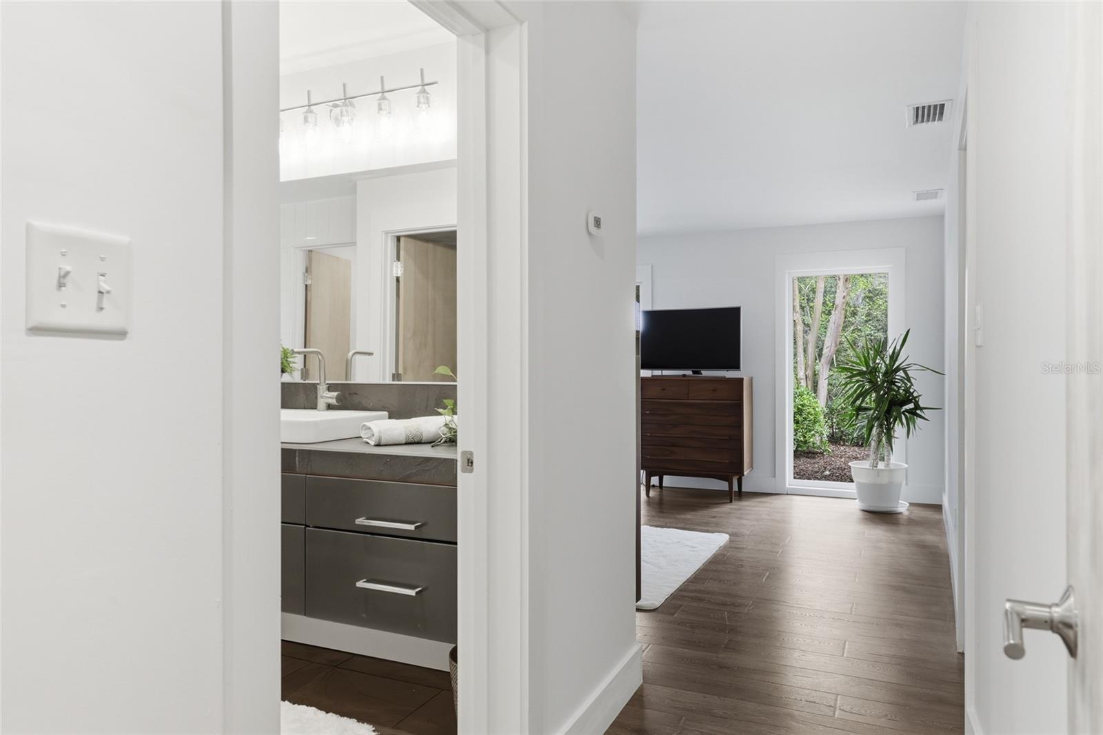 Image 28 of 63 For 1716 12th Road