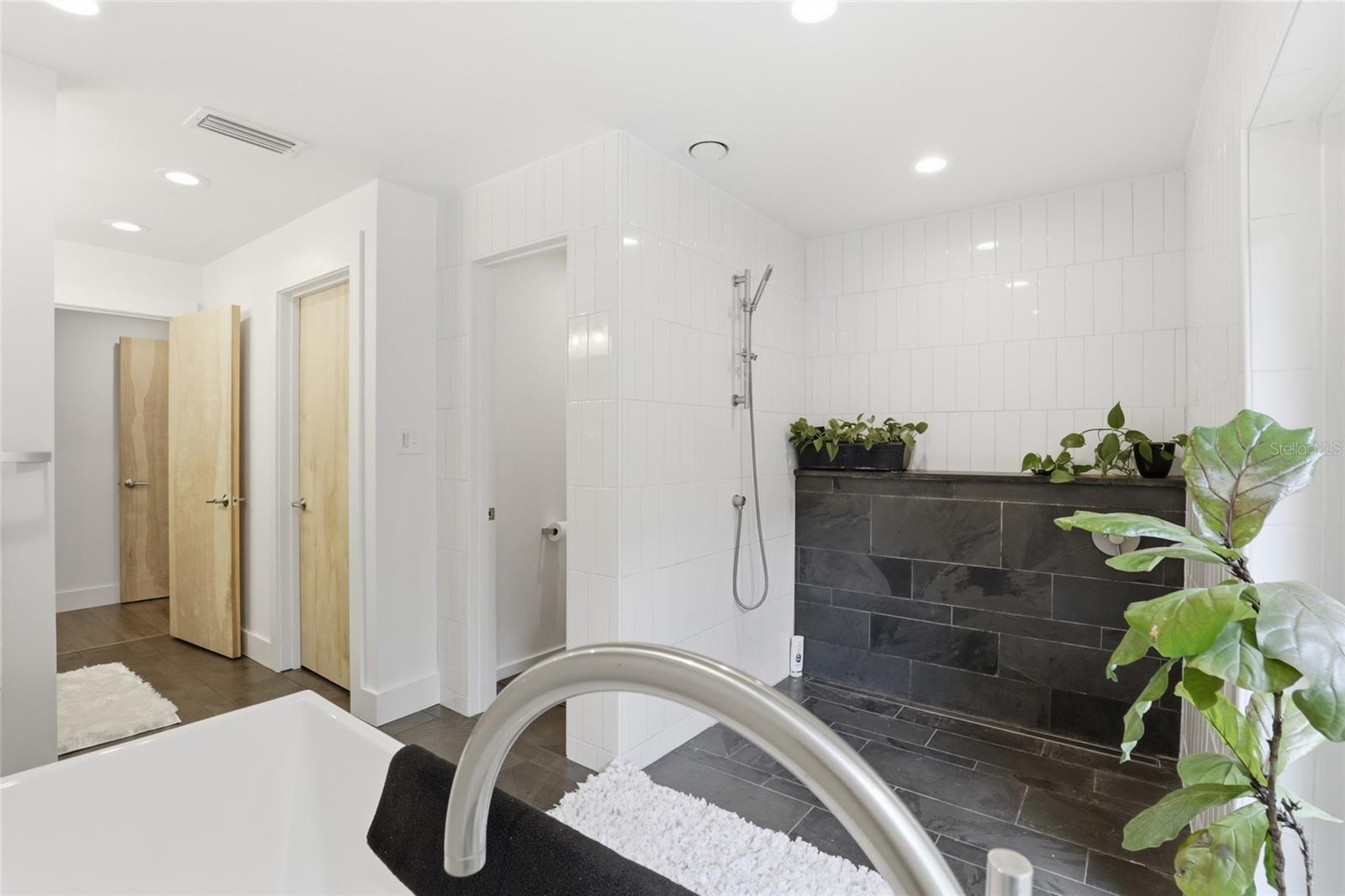 Image 34 of 63 For 1716 12th Road