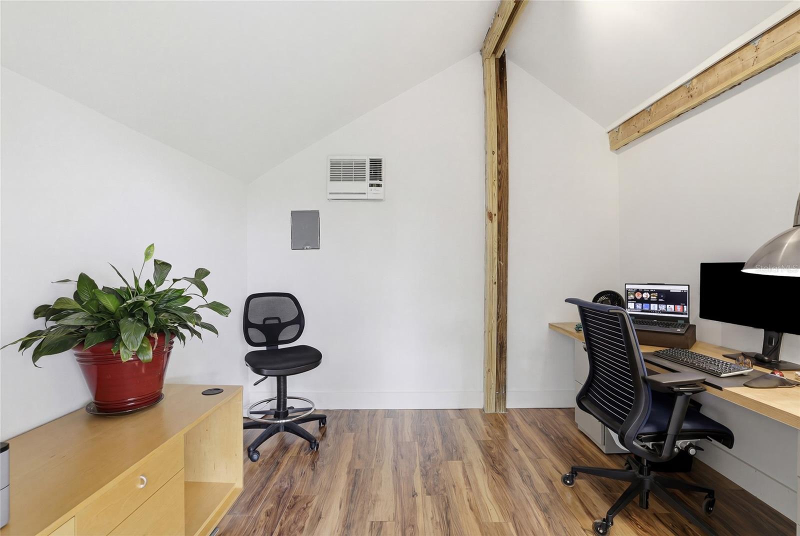 Image 58 of 63 For 1716 12th Road