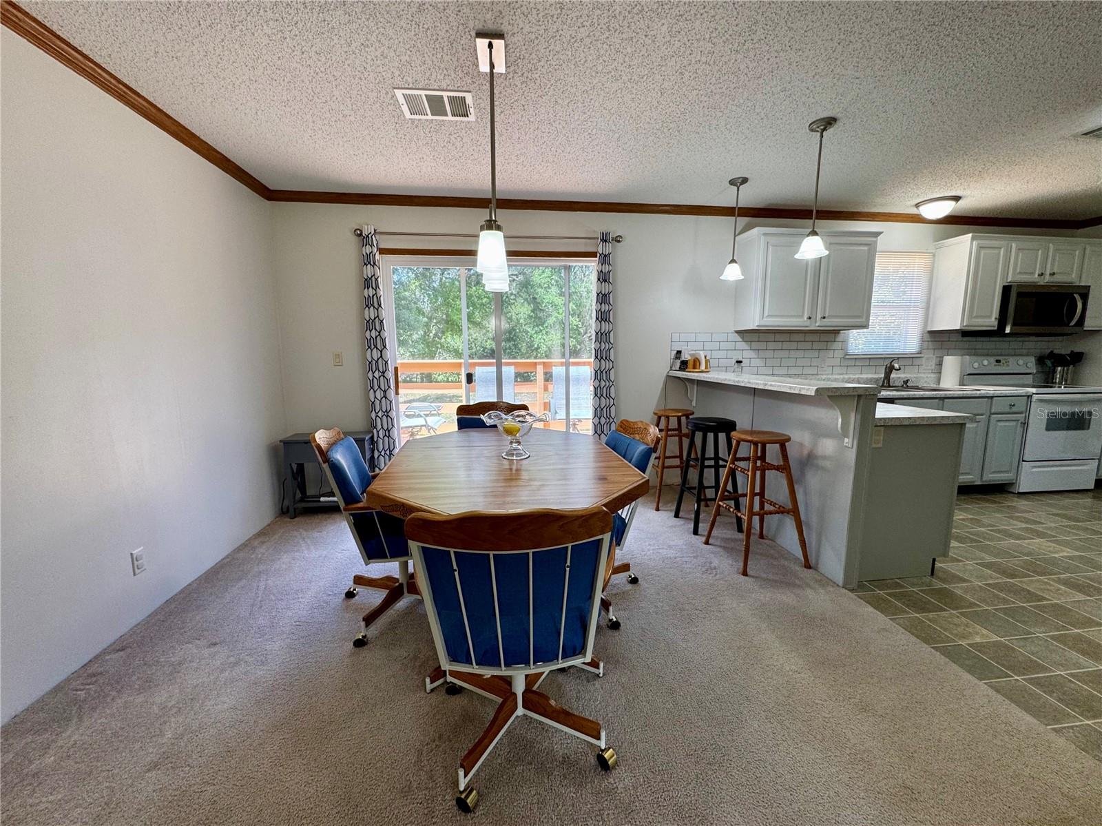 Image 14 of 35 For 7222 205th Terrace