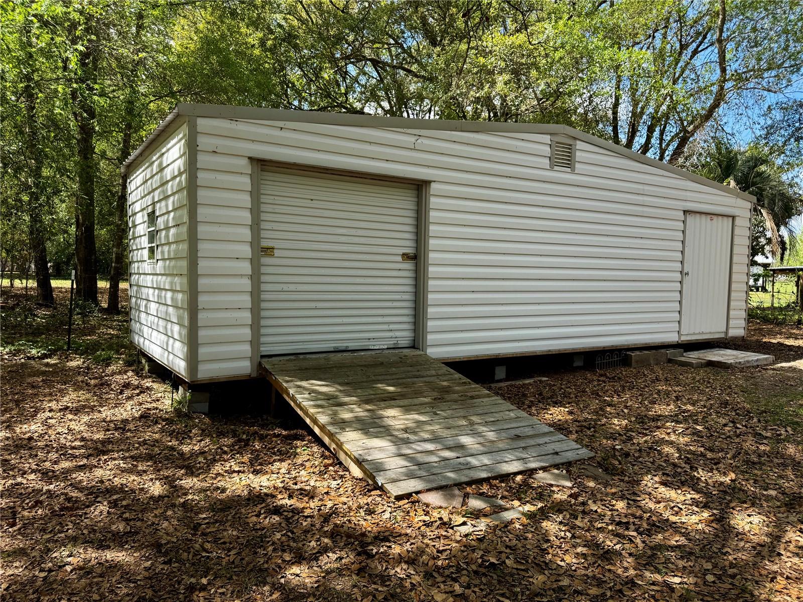 Image 9 of 35 For 7222 205th Terrace