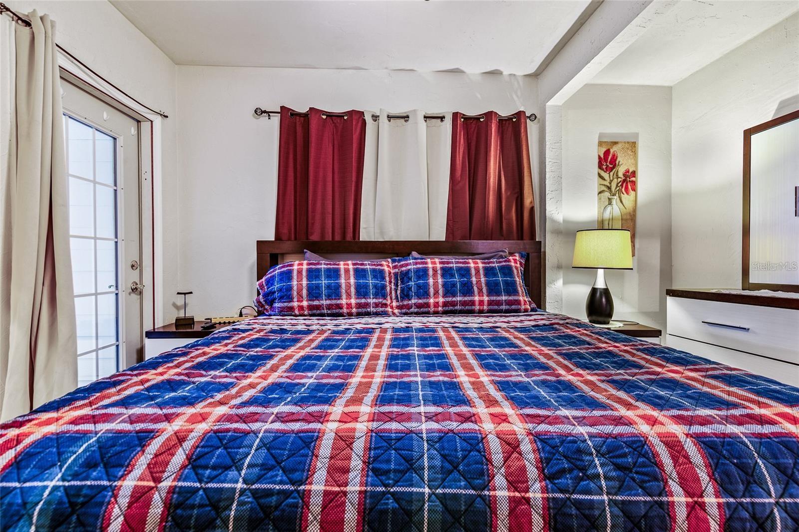 Image 25 of 42 For 1203 12th Avenue