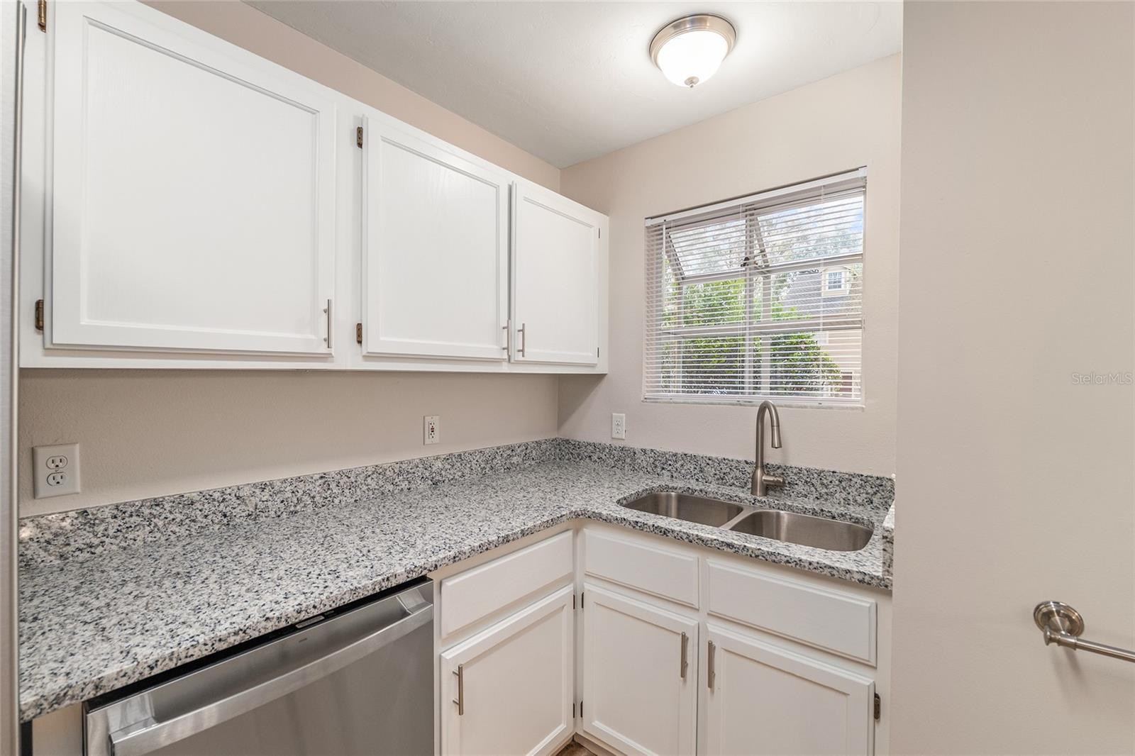 Image 11 of 40 For 9755 52nd Road