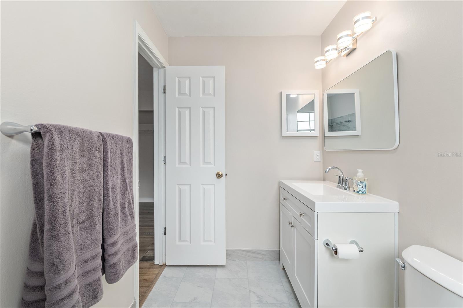 Image 29 of 40 For 9755 52nd Road