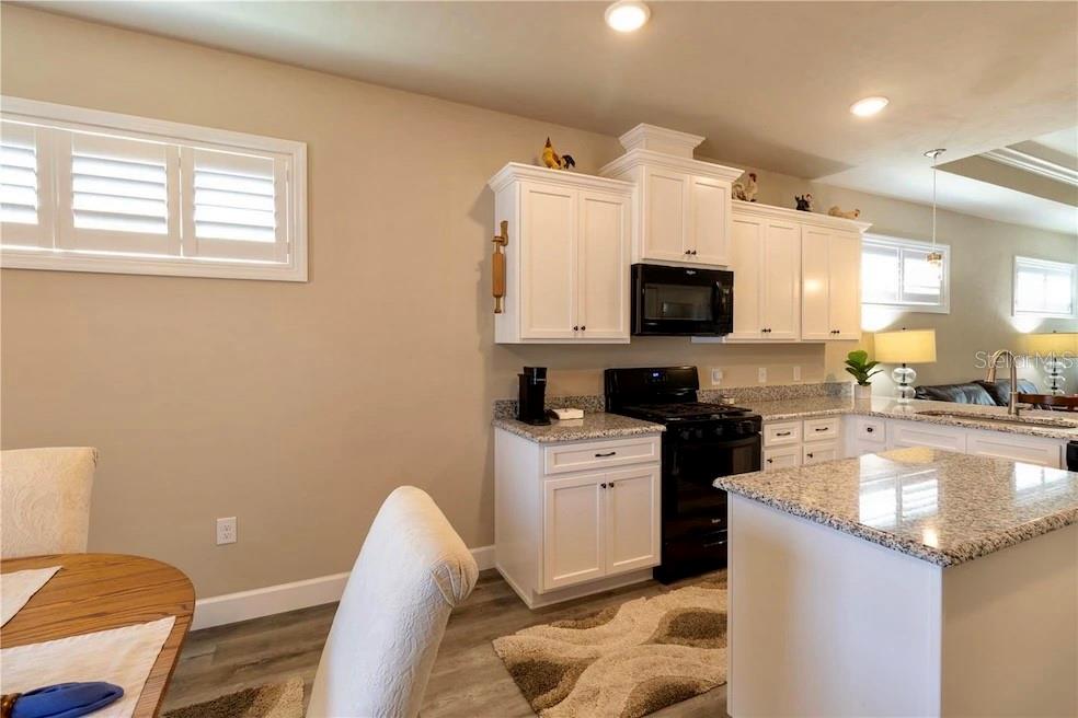 Image 11 of 19 For 24650 17th Place