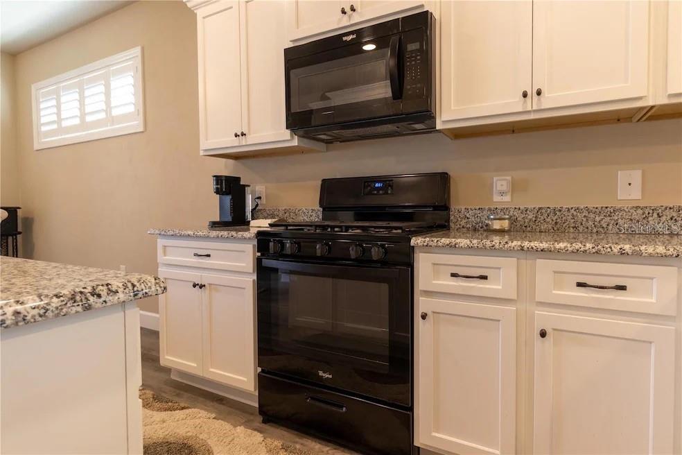 Image 13 of 19 For 24650 17th Place