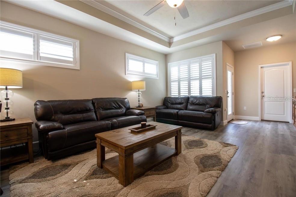 Image 6 of 19 For 24650 17th Place