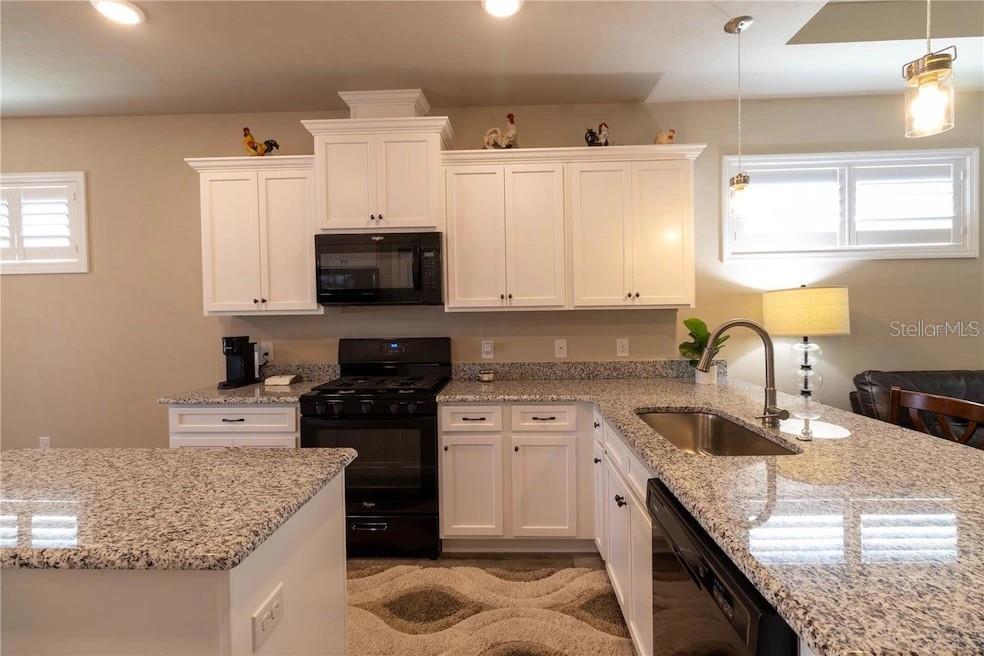 Image 9 of 19 For 24650 17th Place