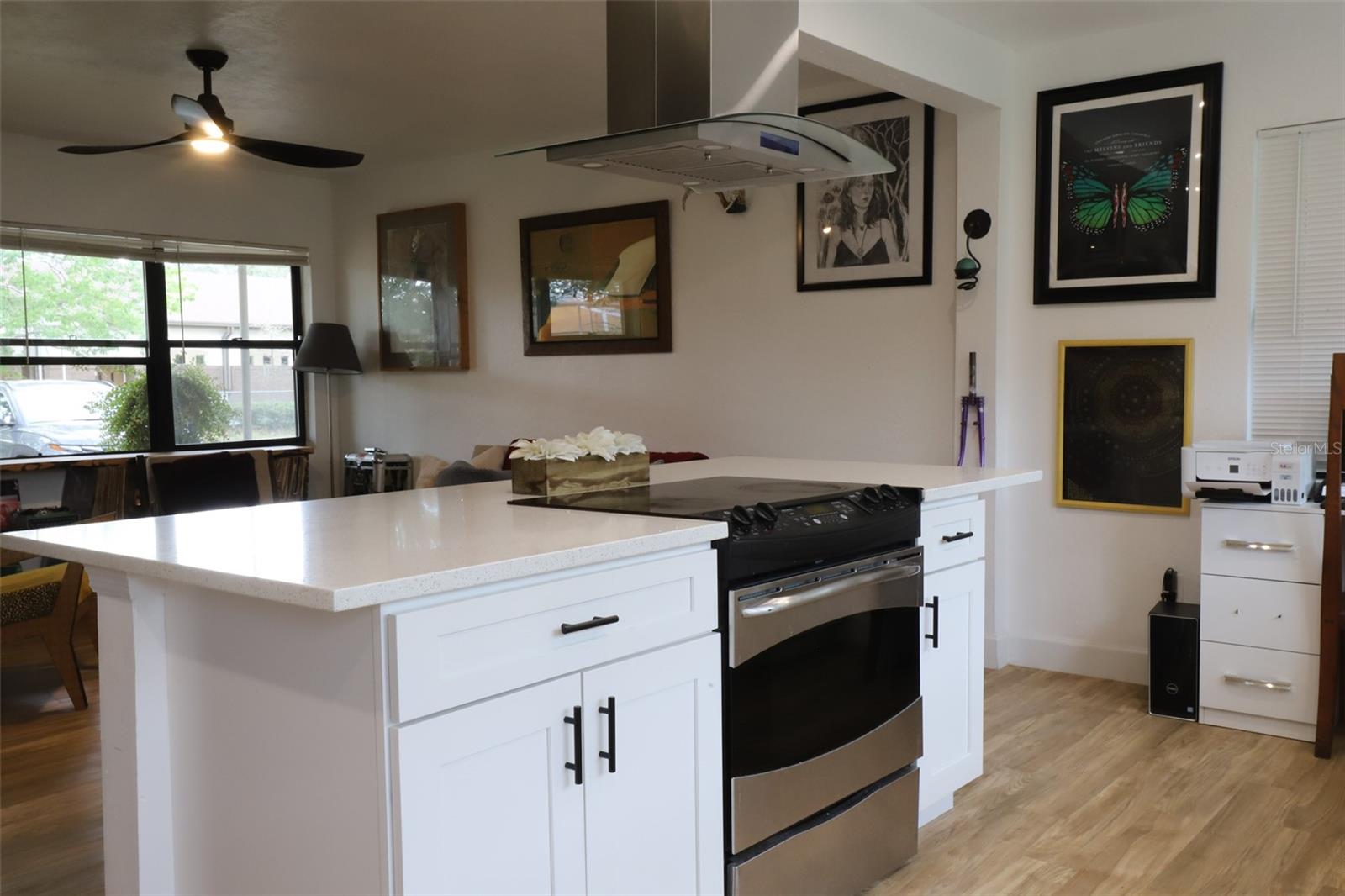 Image 15 of 38 For 1002 19th Place