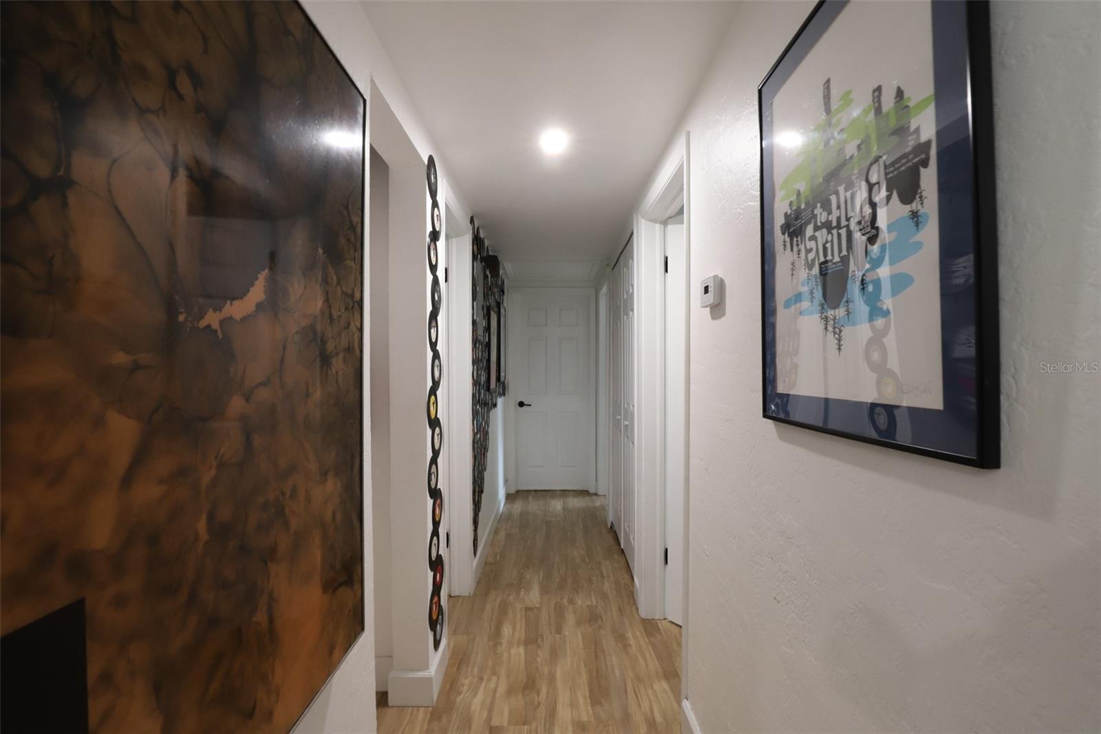 Image 21 of 38 For 1002 19th Place