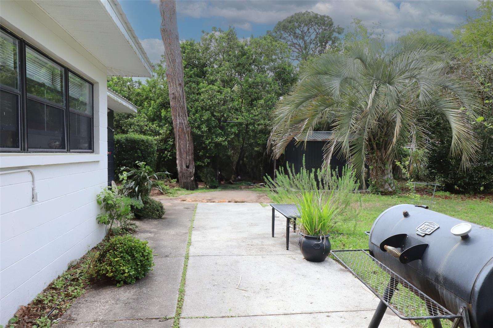 Image 35 of 38 For 1002 19th Place