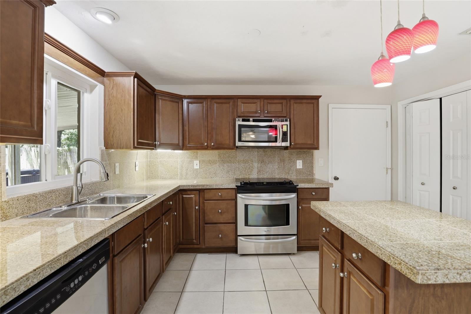 Image 10 of 34 For 3623 46th Place