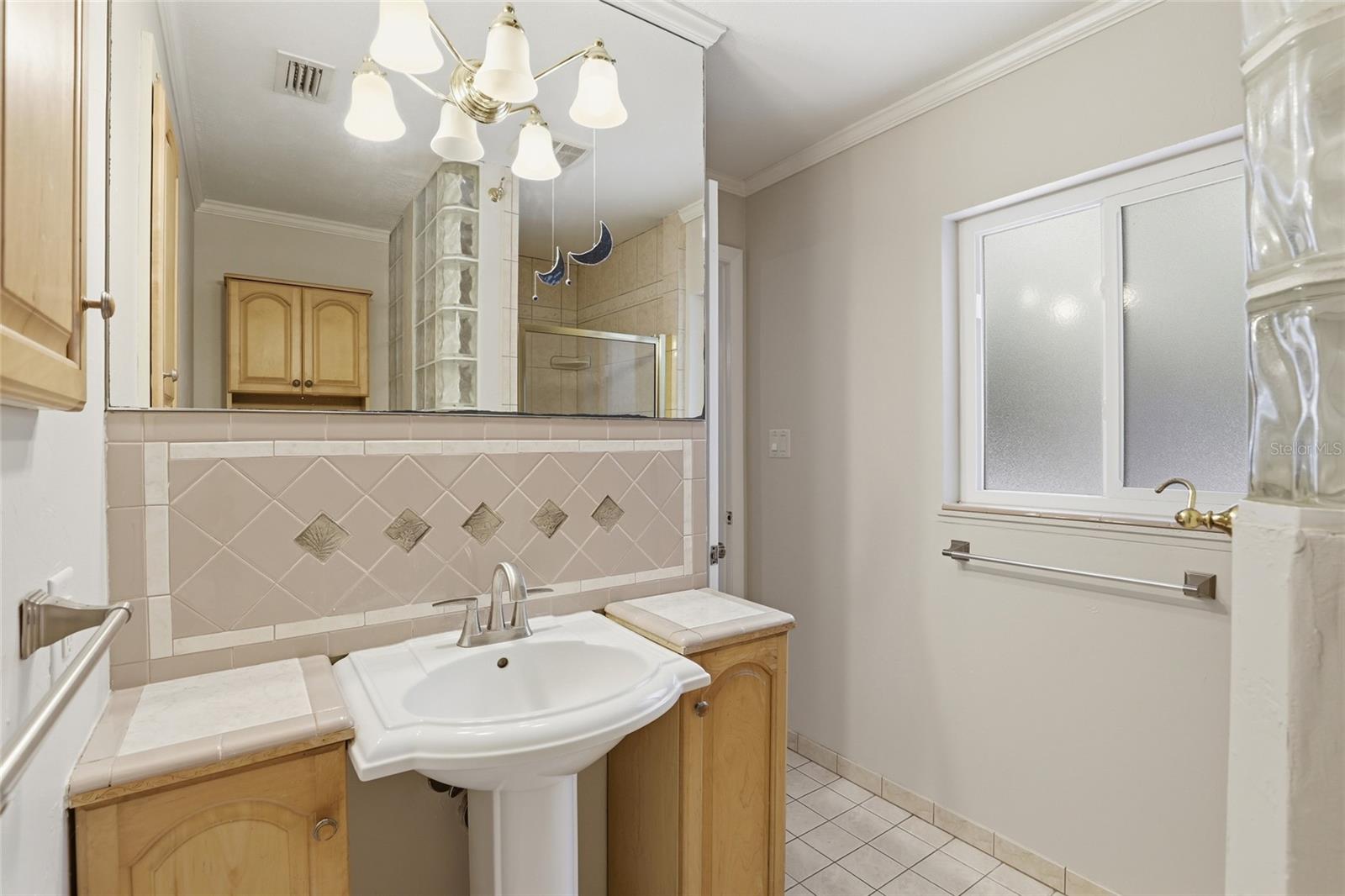 Image 19 of 34 For 3623 46th Place