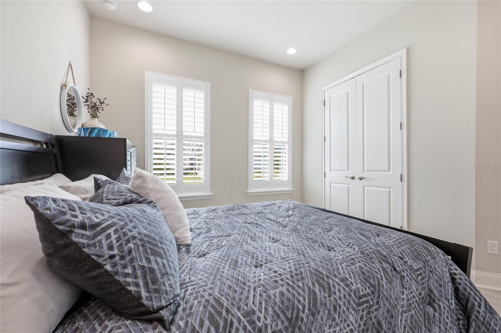 Image 23 of 44 For 10776 36th Place