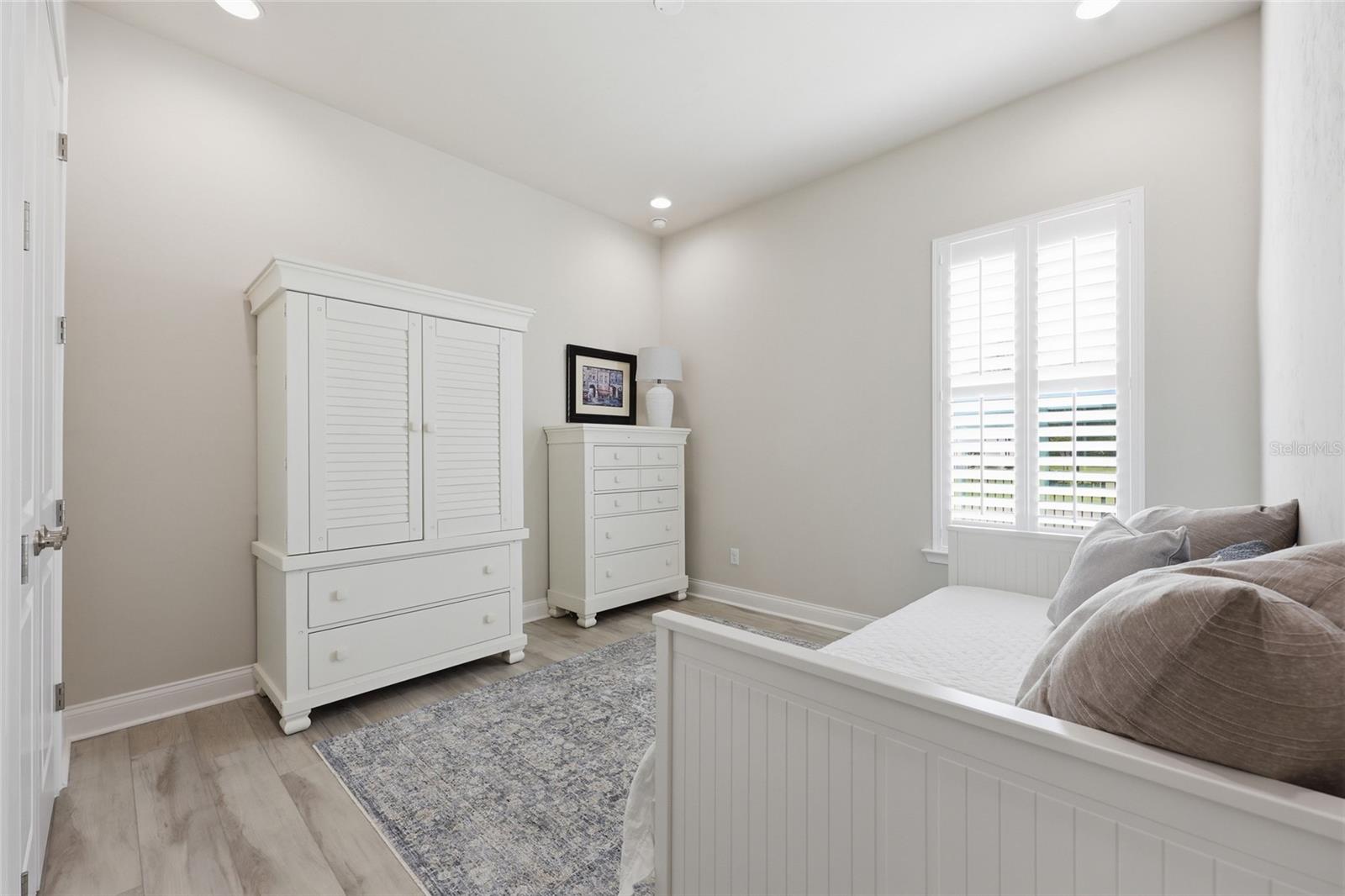 Image 26 of 44 For 10776 36th Place