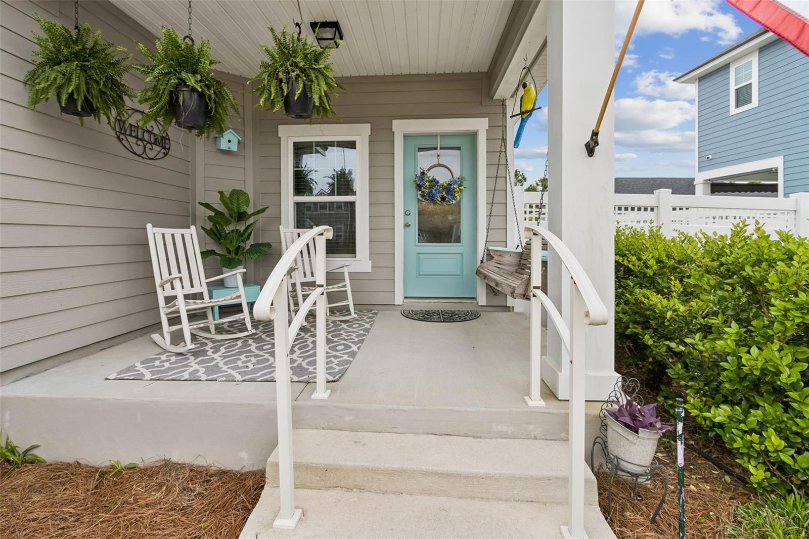 Listing photo id 8 for 250 Daydream Avenue