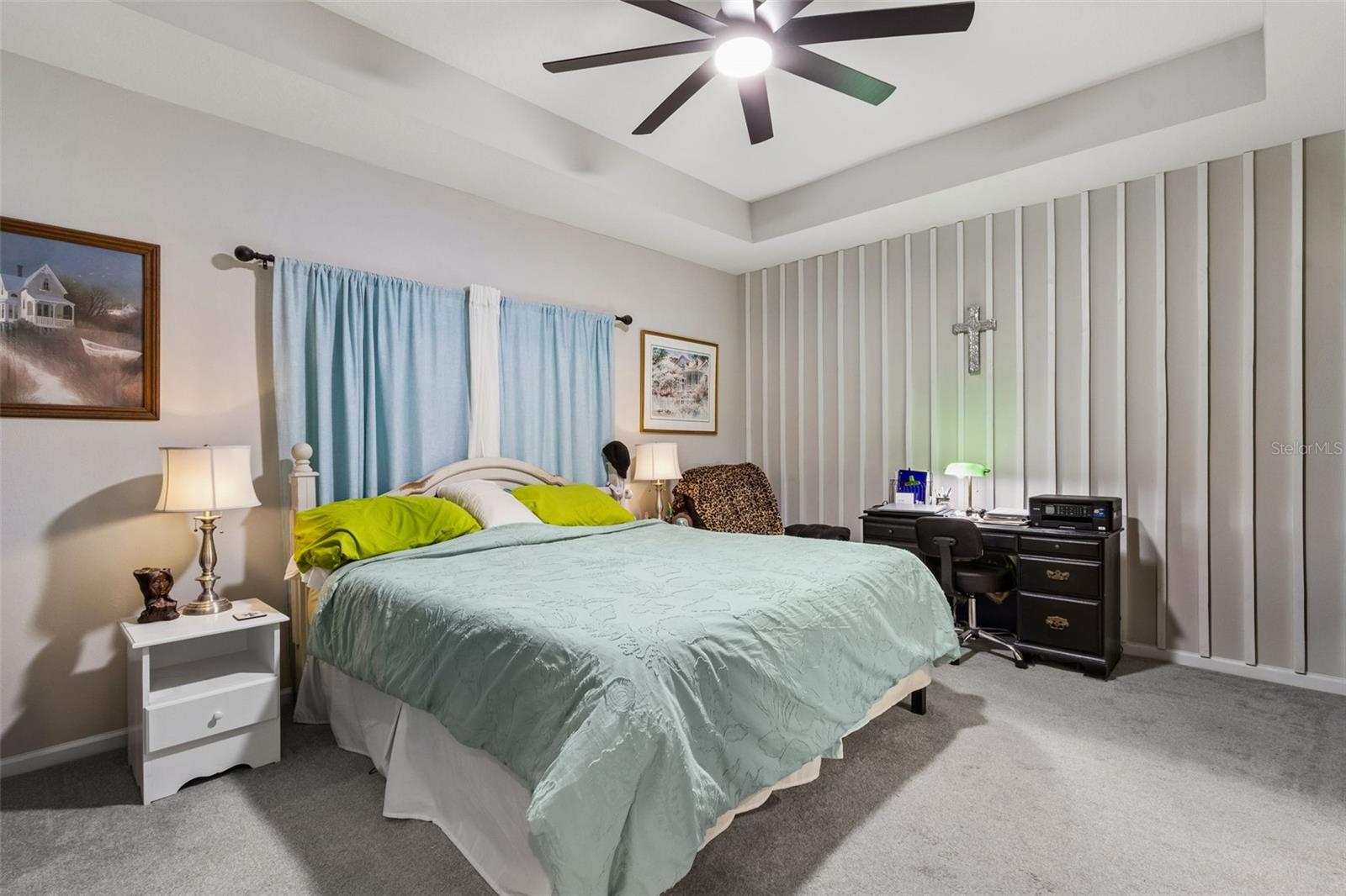 Listing photo id 20 for 250 Daydream Avenue