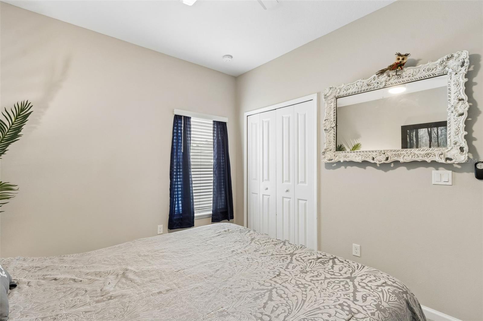 Listing photo id 24 for 250 Daydream Avenue