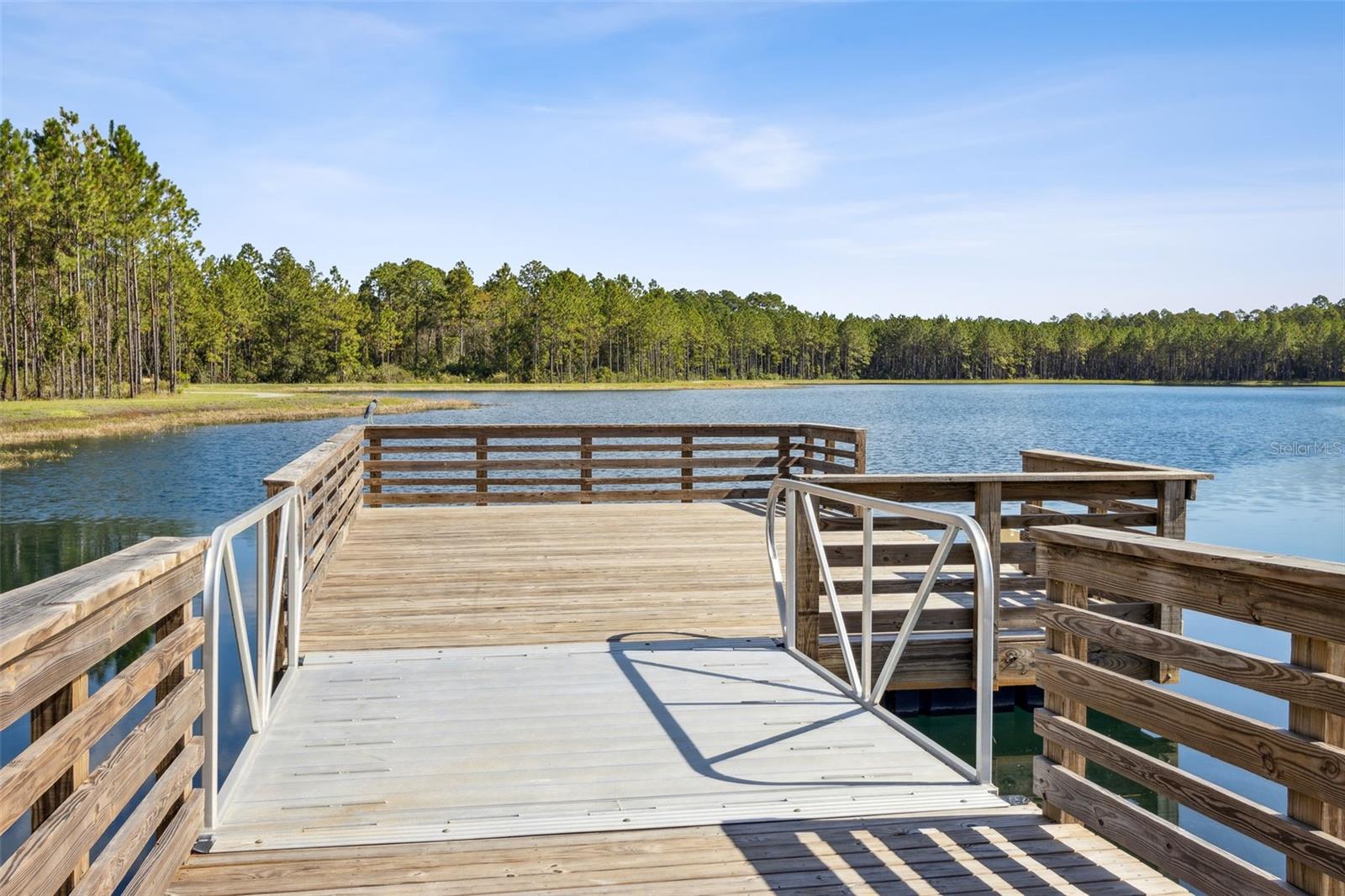 Listing photo id 49 for 250 Daydream Avenue