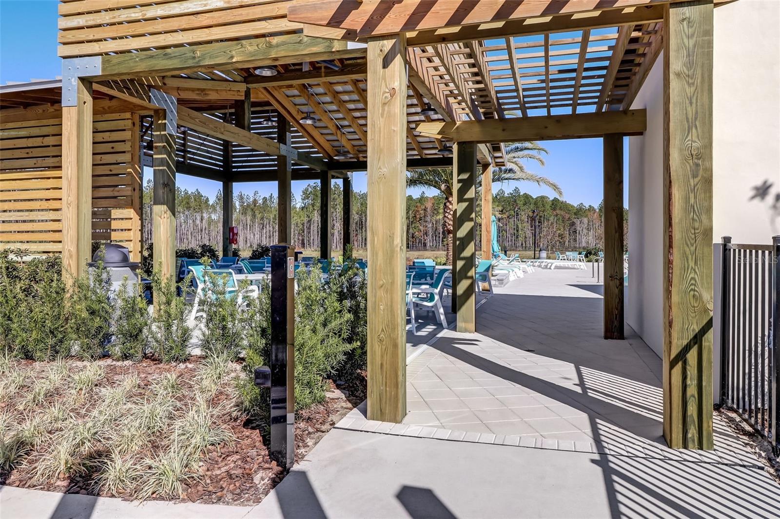 Listing photo id 53 for 250 Daydream Avenue