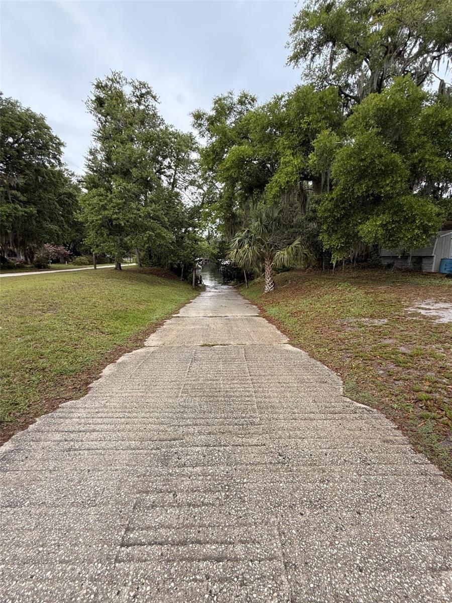 Image 7 of 9 For 218 Pine Drive