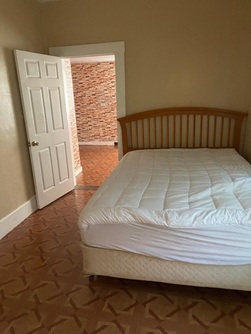 Image 11 of 18 For 31 4th Street