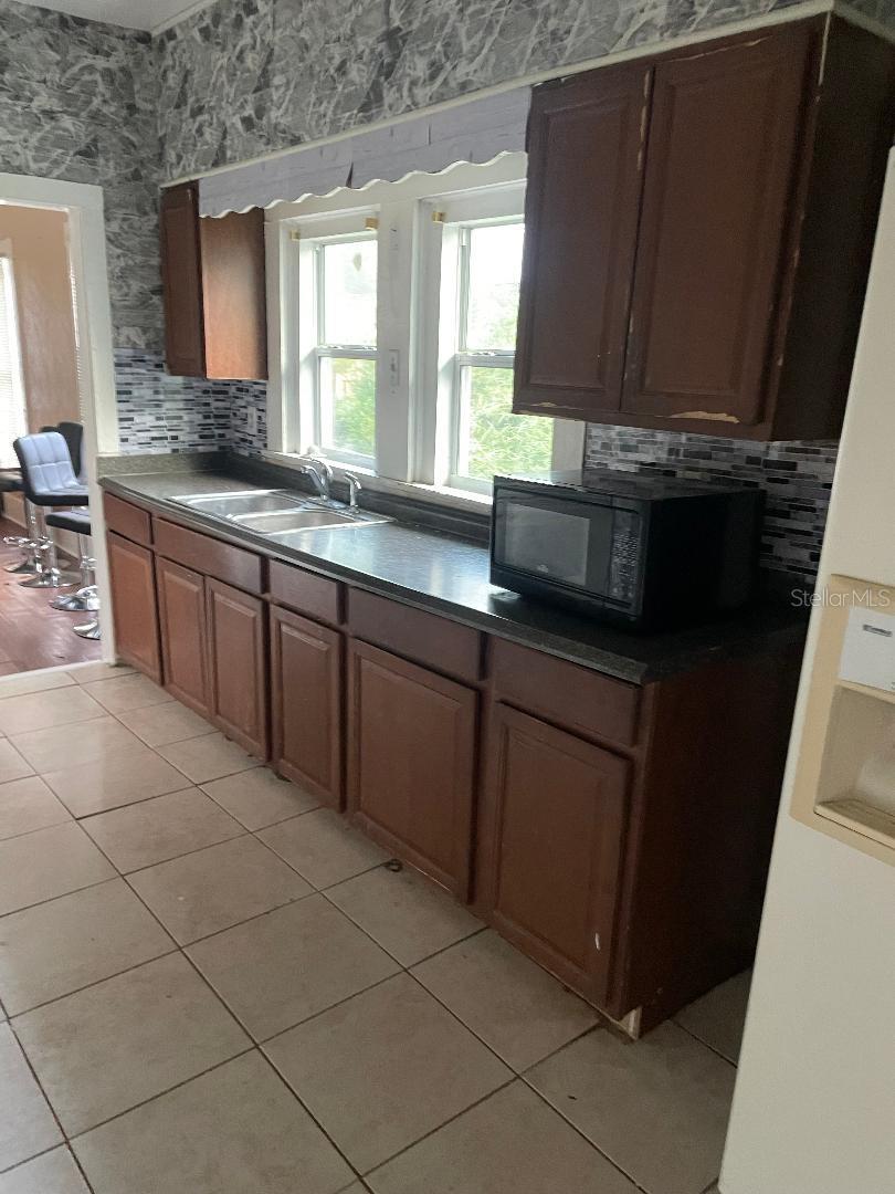 Image 14 of 18 For 31 4th Street