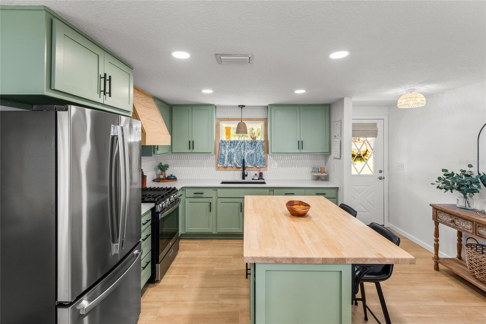 Image 31 of 73 For 5921 County Road 352