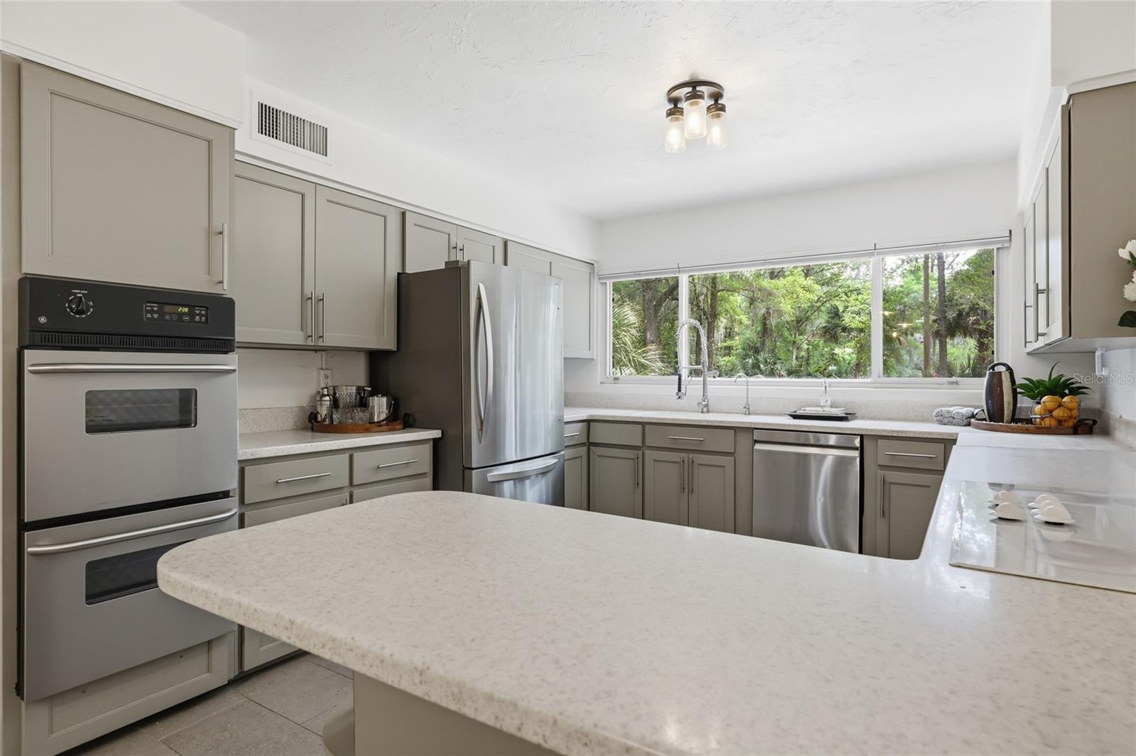 Image 6 of 51 For 616 21st Avenue