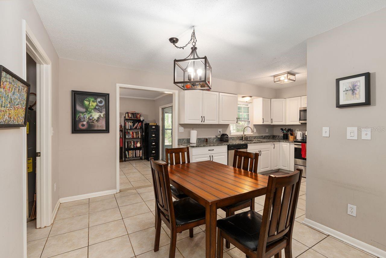 Image 14 of 33 For 5611 29th Terrace