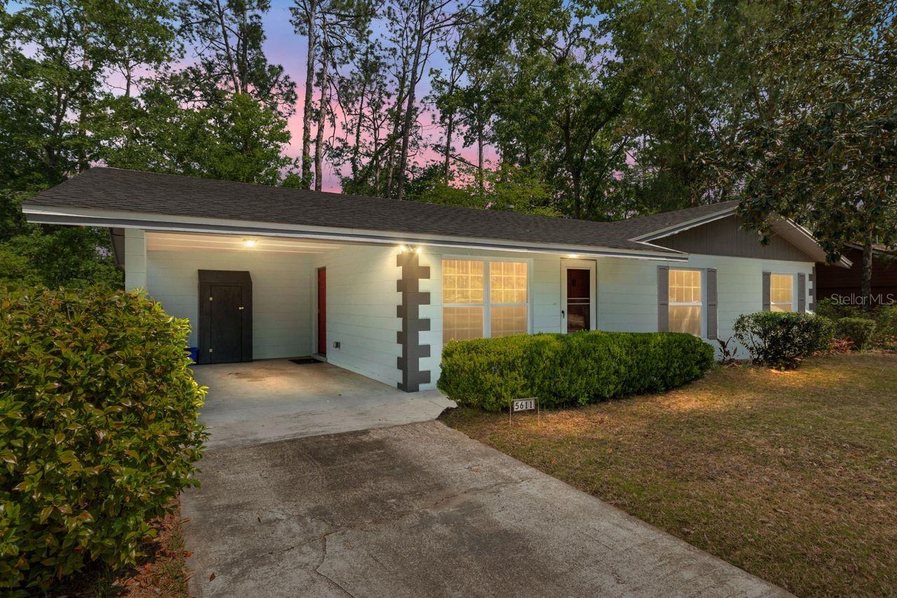 Image 2 of 33 For 5611 29th Terrace