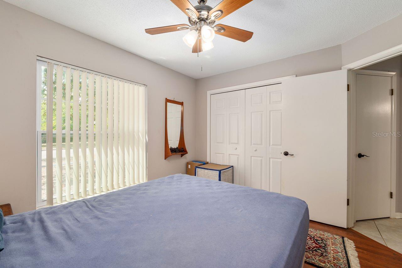 Image 20 of 33 For 5611 29th Terrace