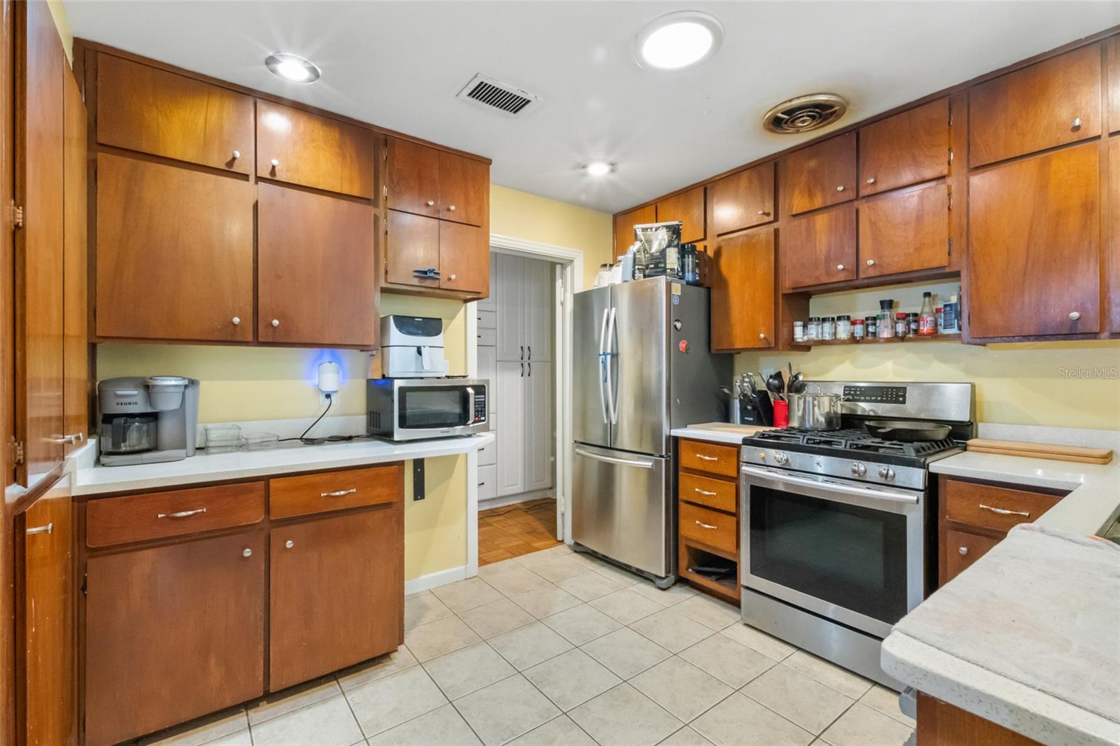 Image 14 of 31 For 2034 8th Place