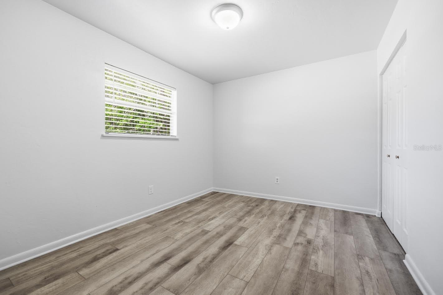 Image 13 of 23 For 5935 23 Terrace