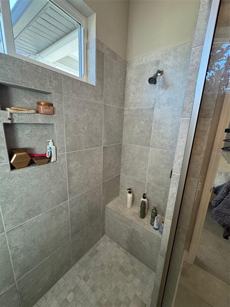 Image 17 of 19 For 12002 29th Place