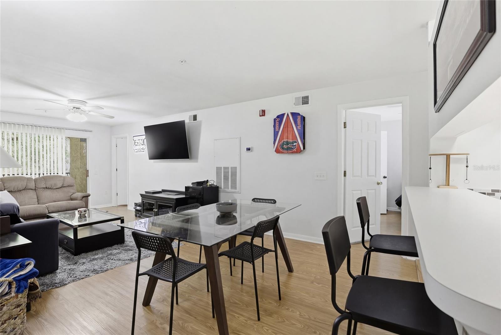 Image 11 of 42 For 3921 34th Street 307