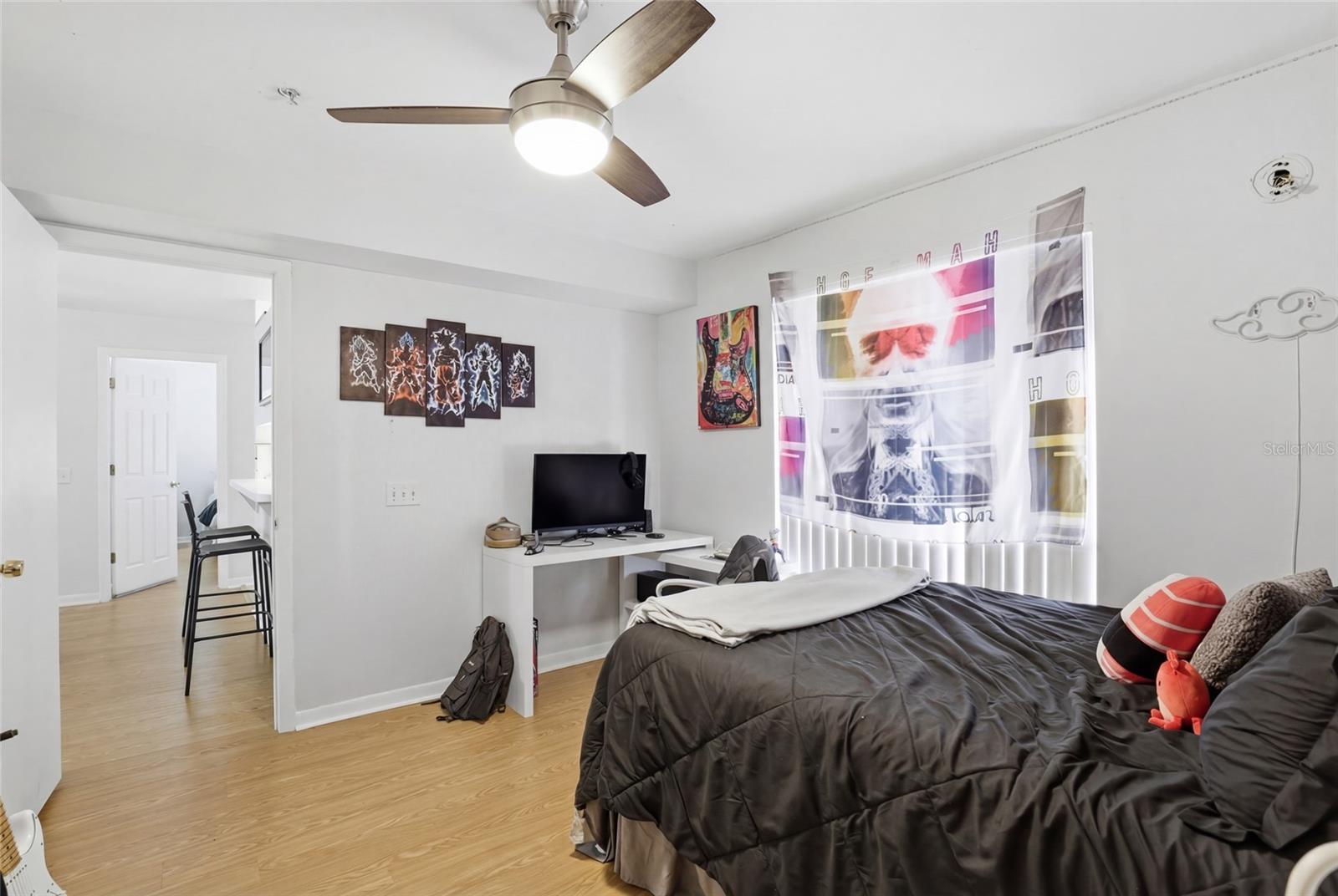 Image 16 of 42 For 3921 34th Street 307