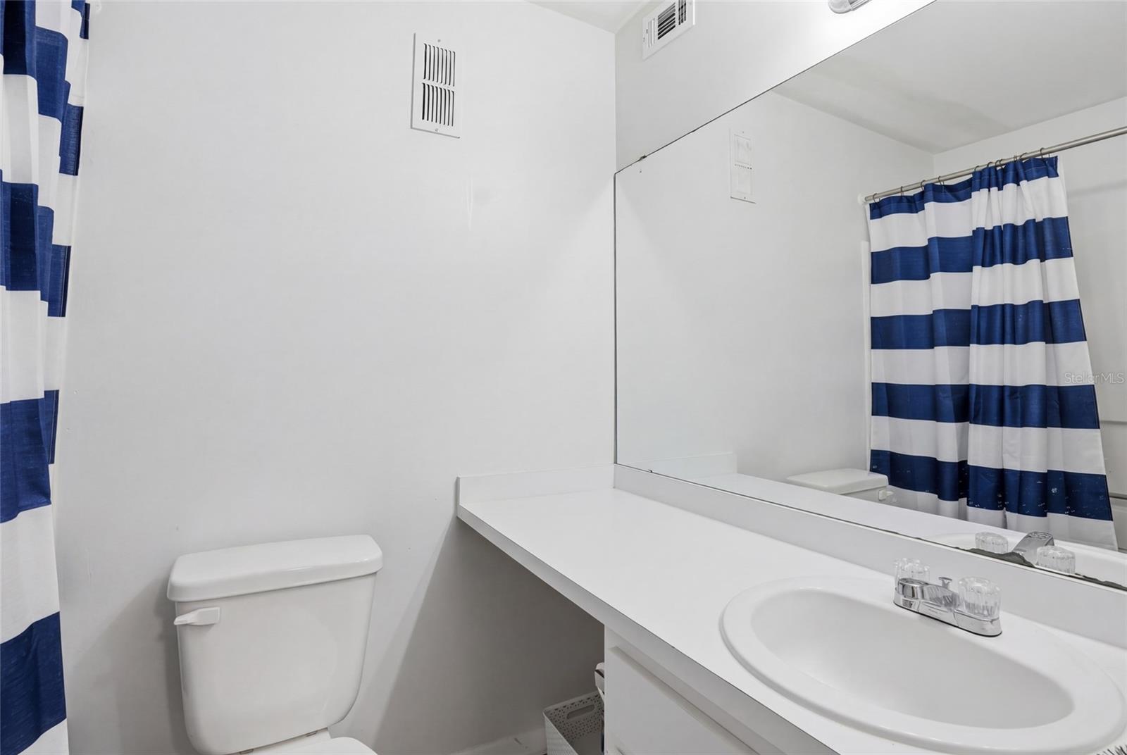 Image 25 of 42 For 3921 34th Street 307