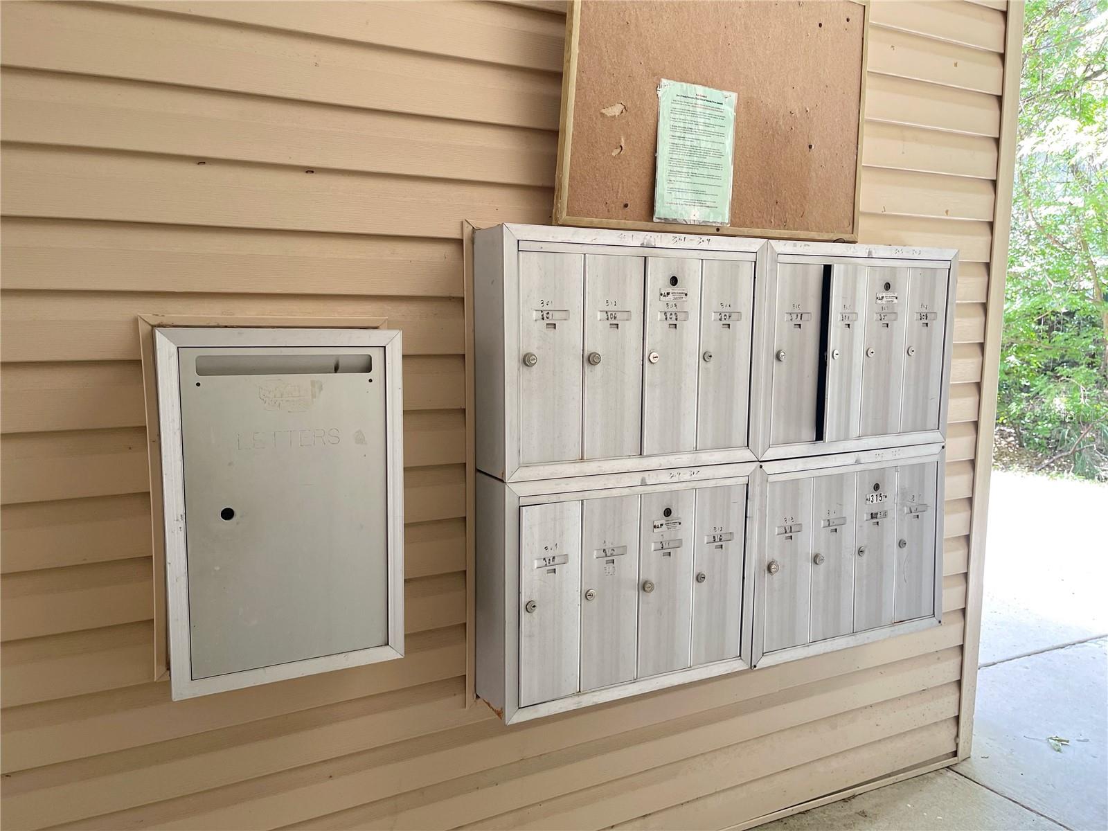 Image 34 of 42 For 3921 34th Street 307