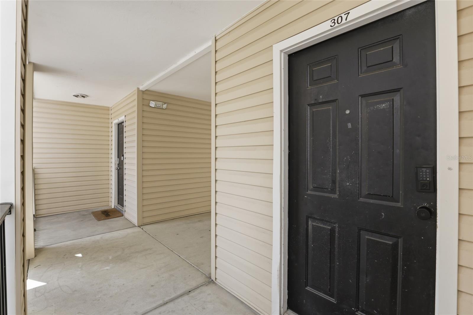 Image 4 of 42 For 3921 34th Street 307