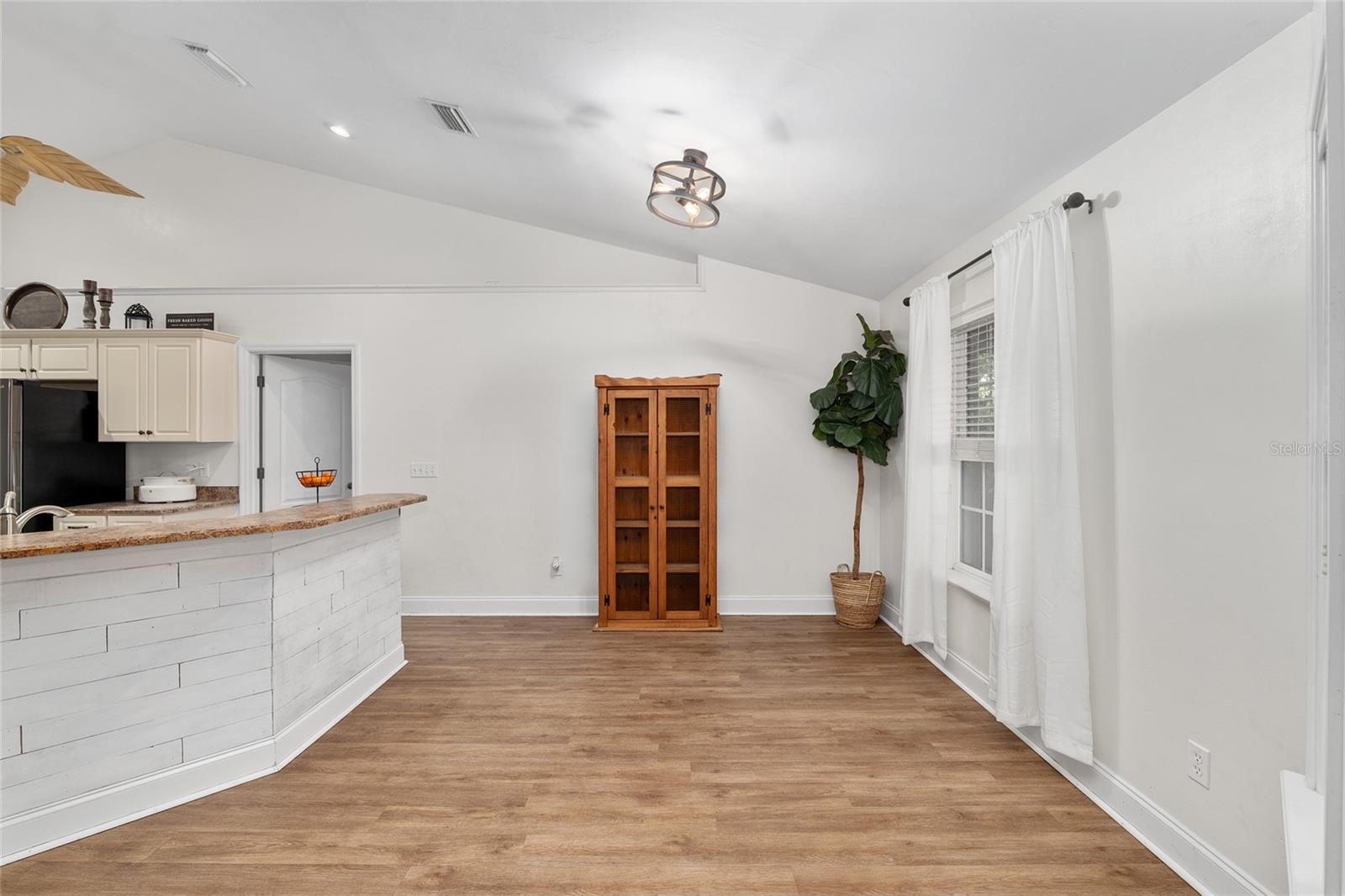 Image 22 of 68 For 25175 20th Avenue