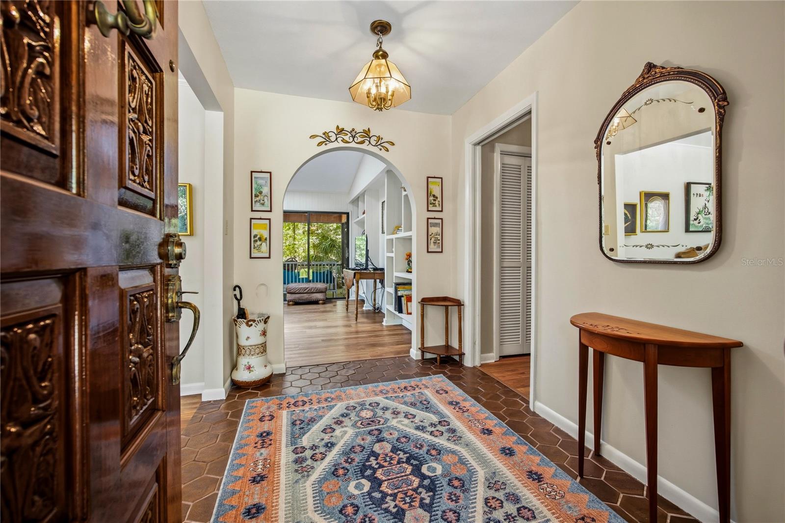 Image 11 of 64 For 5725 63rd Court