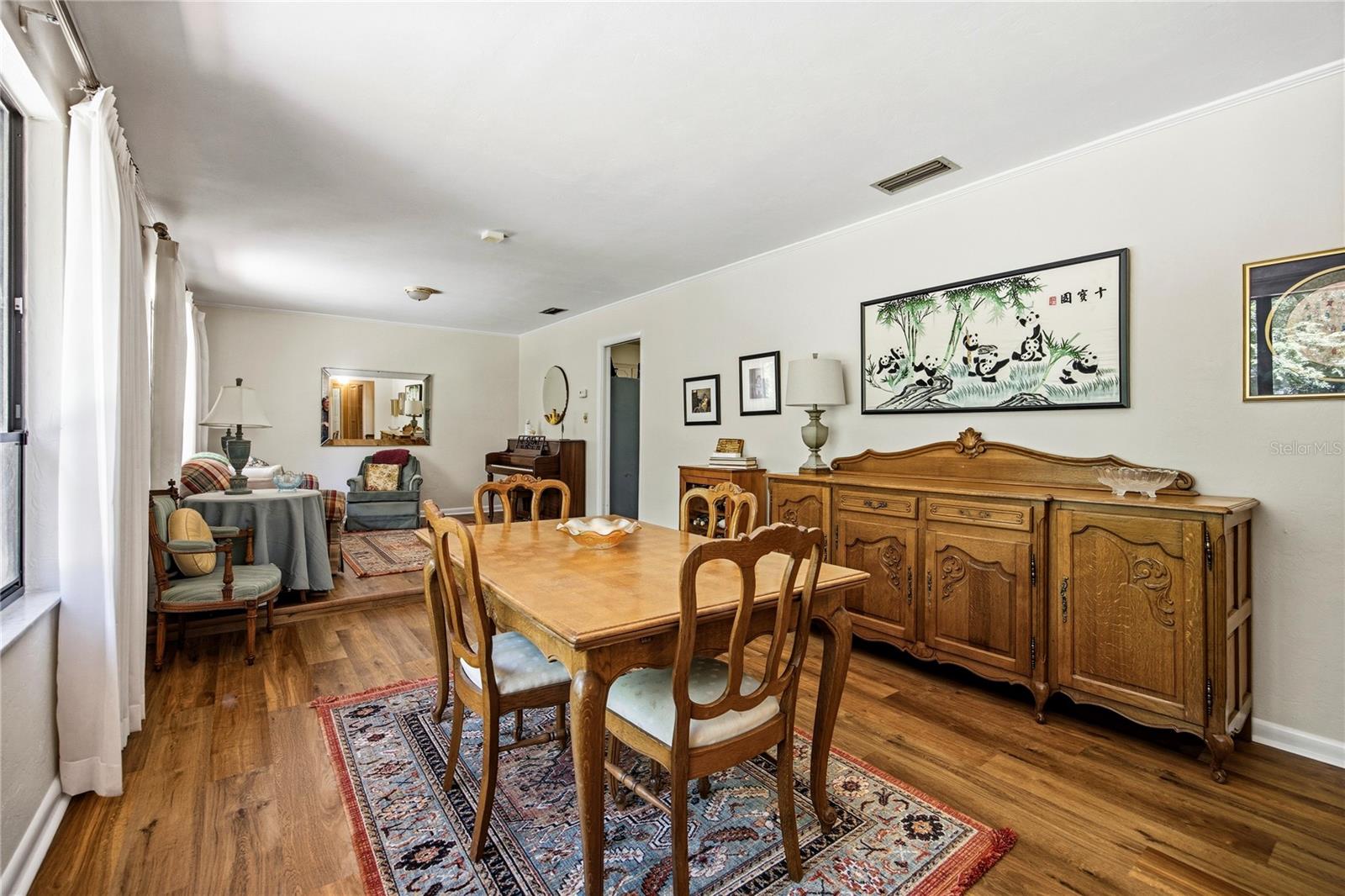 Image 14 of 64 For 5725 63rd Court