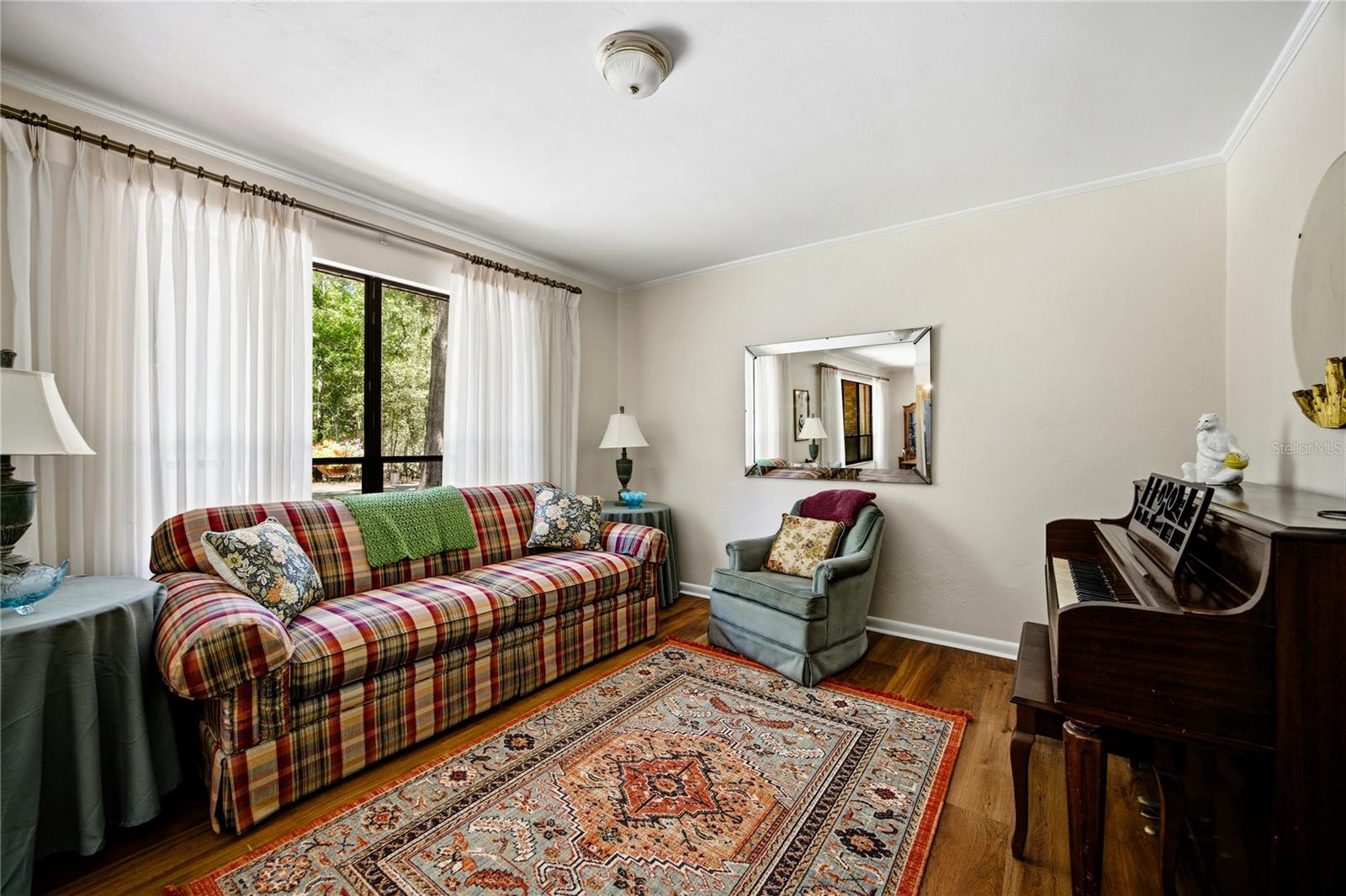 Image 15 of 64 For 5725 63rd Court