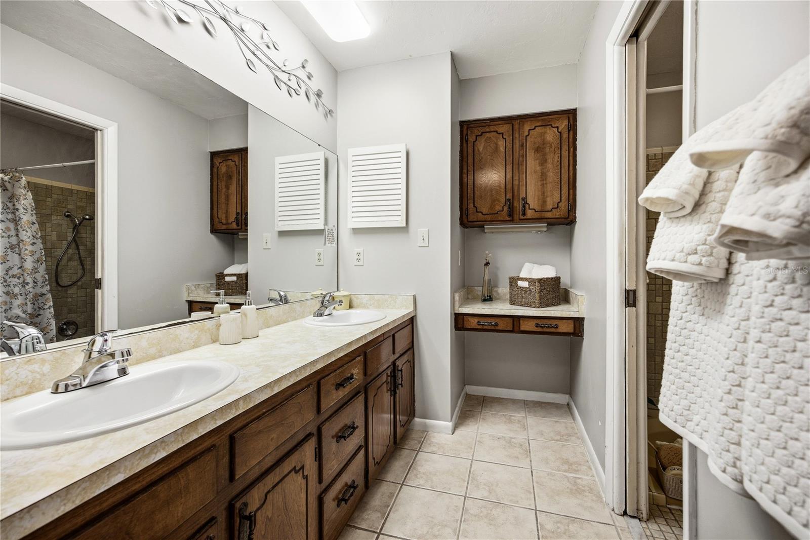 Image 35 of 64 For 5725 63rd Court