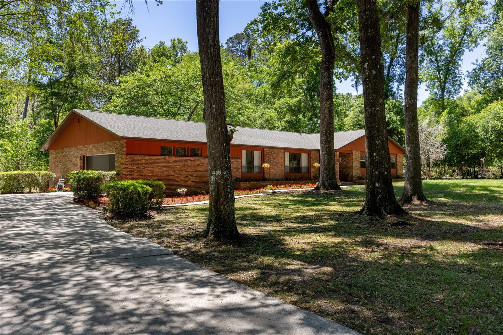 Image 52 of 64 For 5725 63rd Court