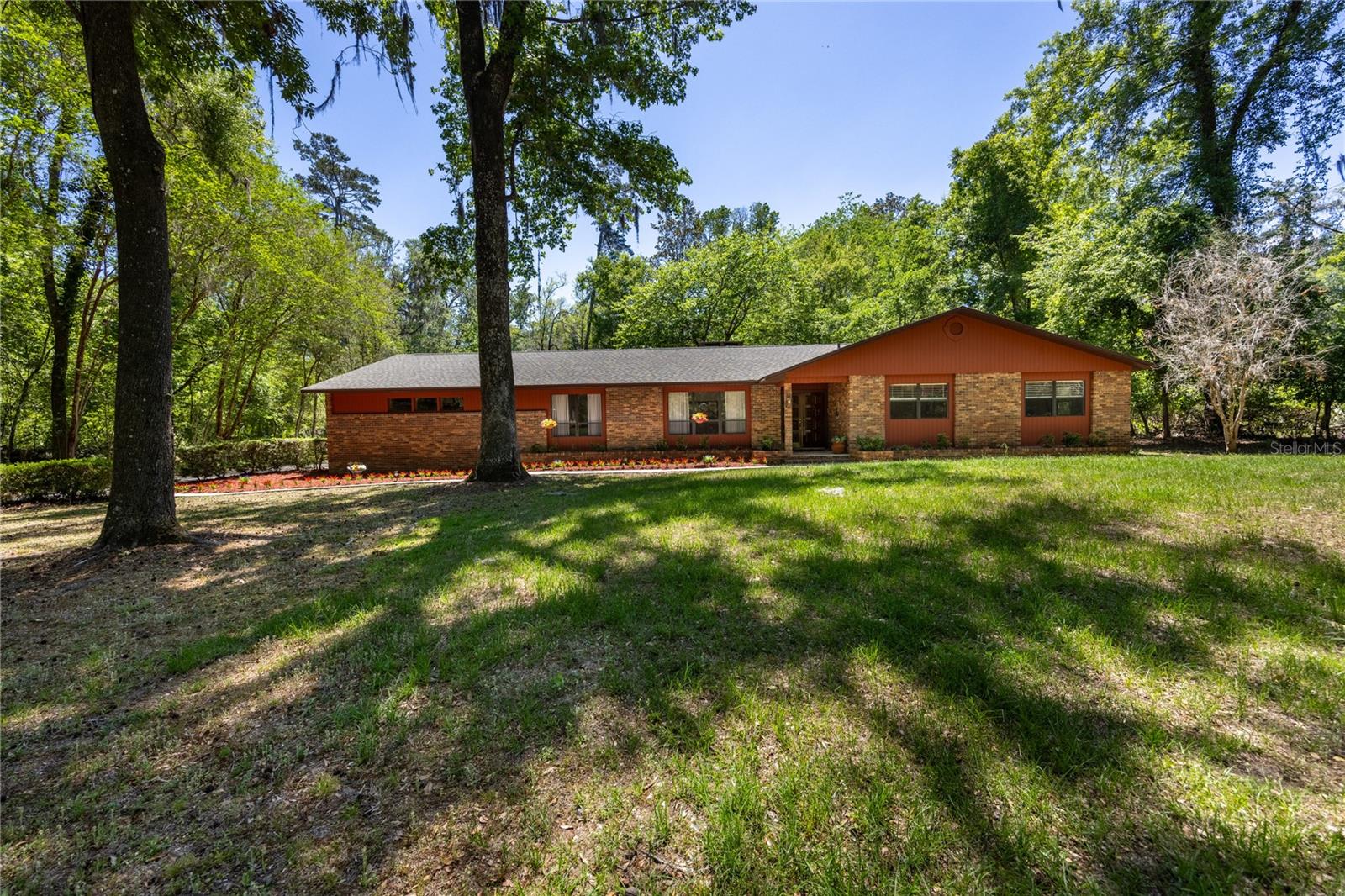 Image 8 of 64 For 5725 63rd Court